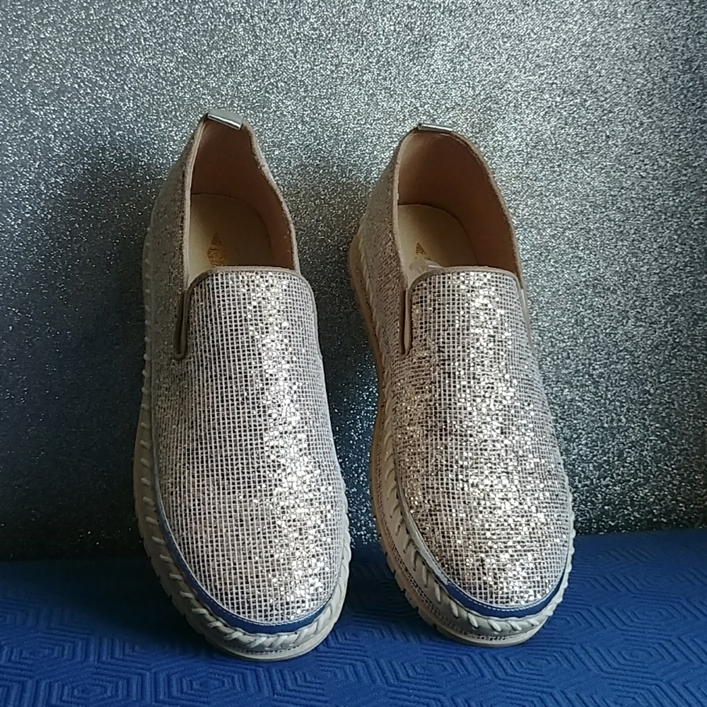 Glitter canvas shoes